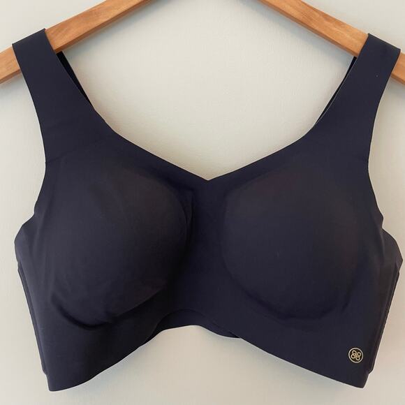 Honey Love Pullover V-Neck Bra, 1X Wireless Black Soft Form Comfy - Picture 5 of 9